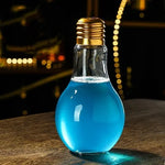 cocktail créatif dans un verre ampoule