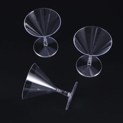 gobelet en plastique pour cocktail