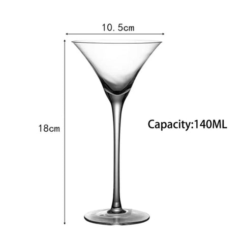 cocktail dans un verre martini