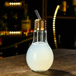 cocktail dans un verre ampoule